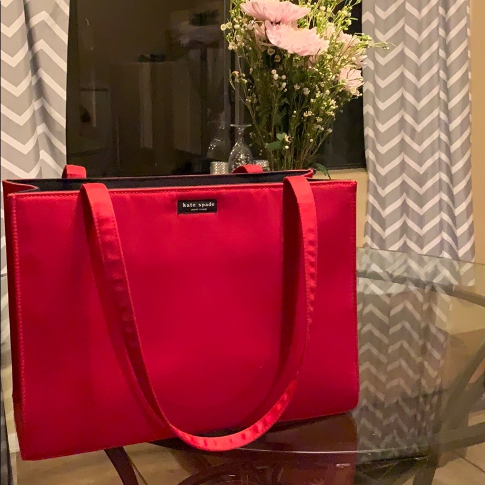 Kate Spade Tote. Vibrant red. Great condition!